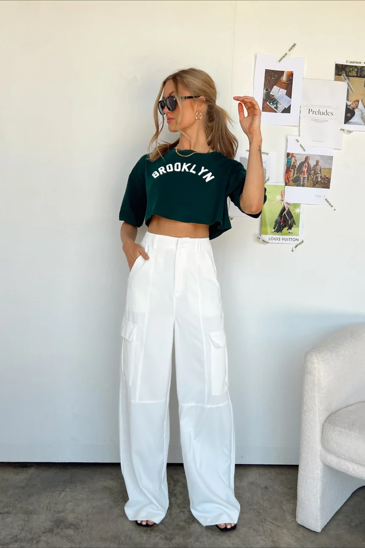 Brooklyn Cropped Graphic Tee - Image 6