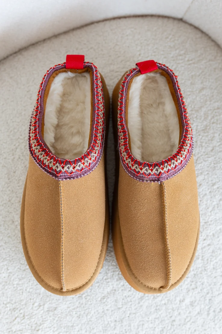 Let's Cuddle Slippers - Image 2