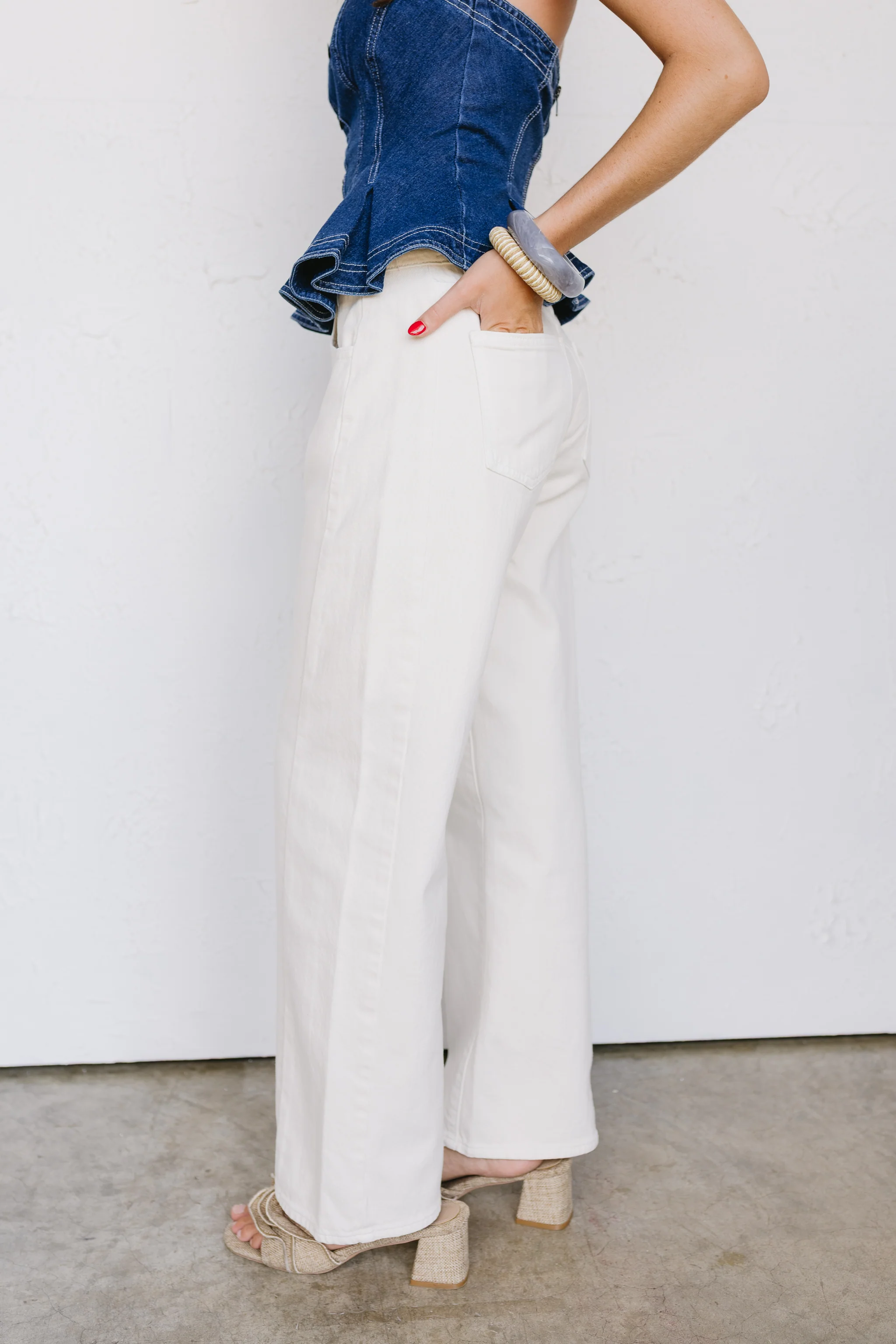 Lola Jeans - Image 5
